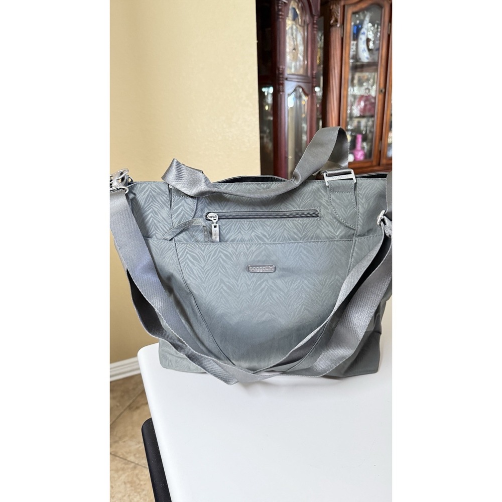 Baggallini Gray Geometric Venue Tote bag Women's Shoulder Bag‎